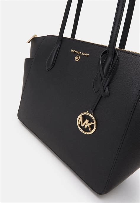 bolso negro grande michael kors|michael kors silver purses.